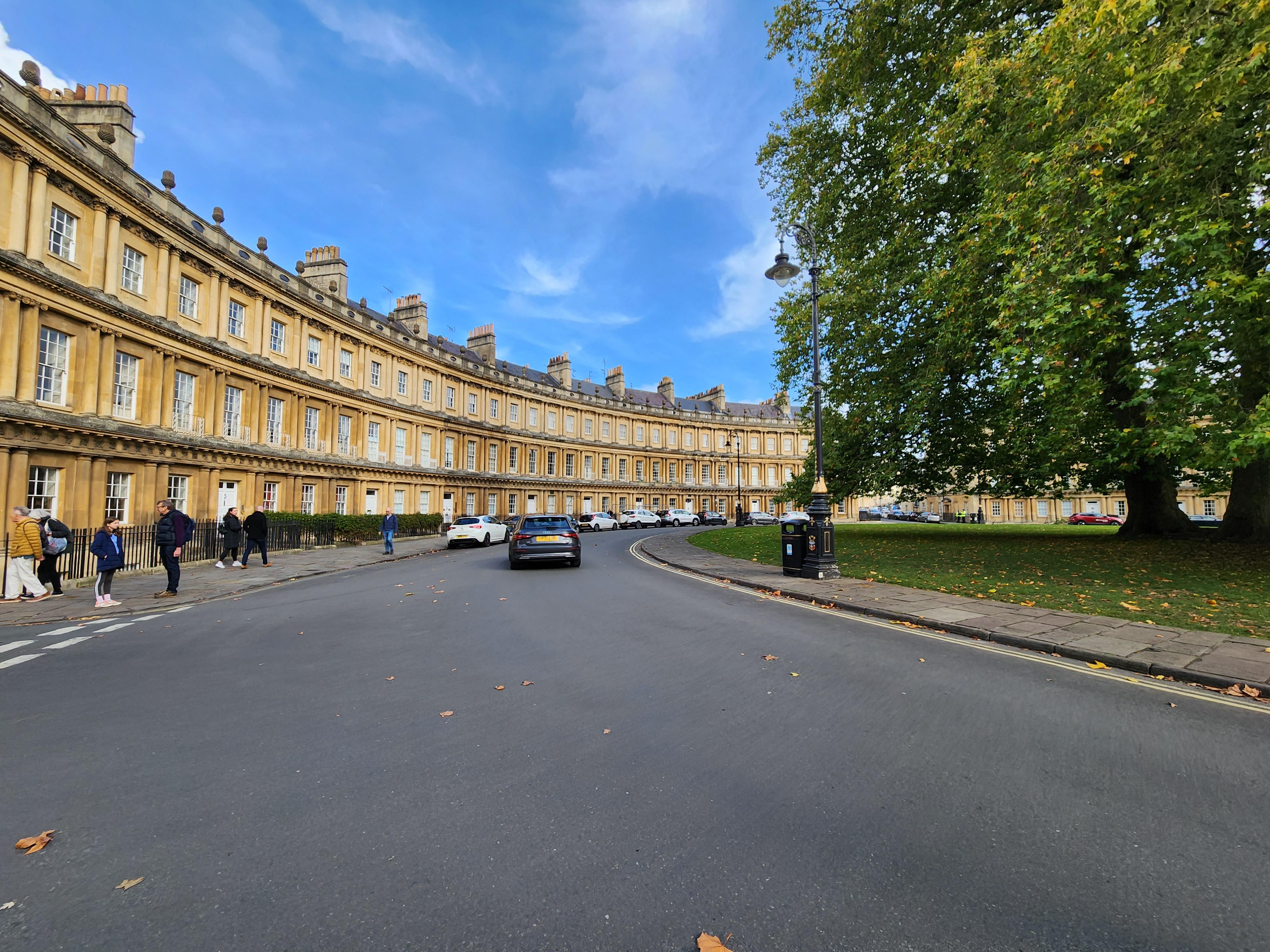 A Full Day in Bath: A Free Walking Tour, Fish & Chips, and Pulteney Bridge